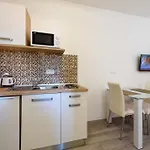 Apartament Robi *
