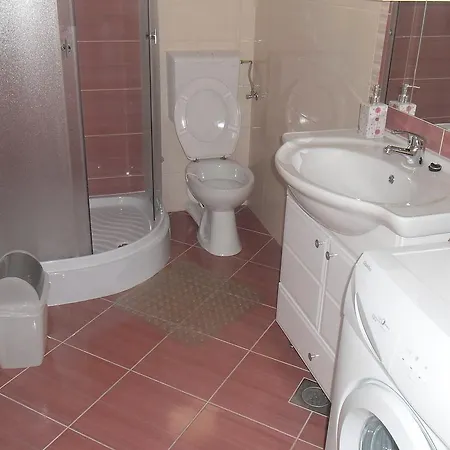Apartman Robi *