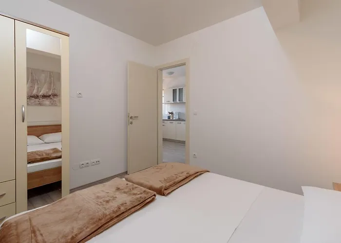 Robi Lägenhet Trogir